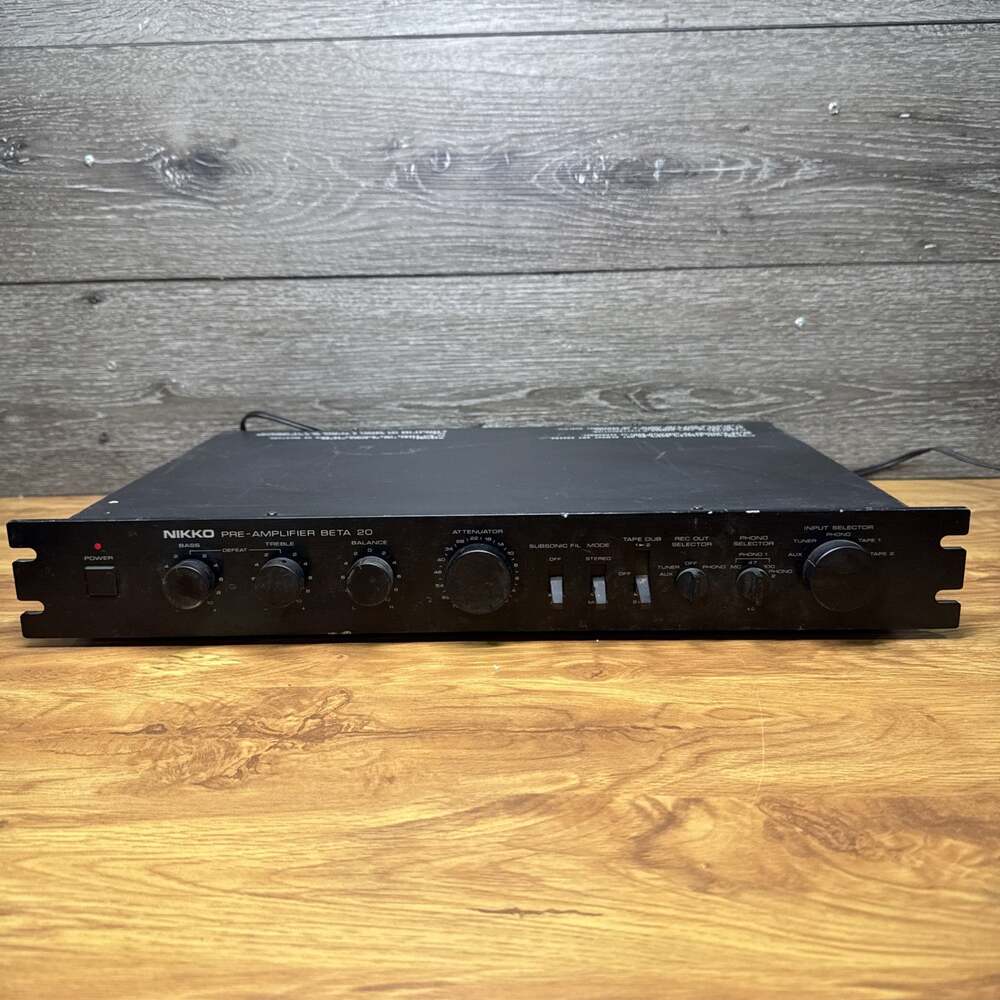 Nikko Beta 20 Stereo Preamplifier Tested & Working! SEE VIDEO!